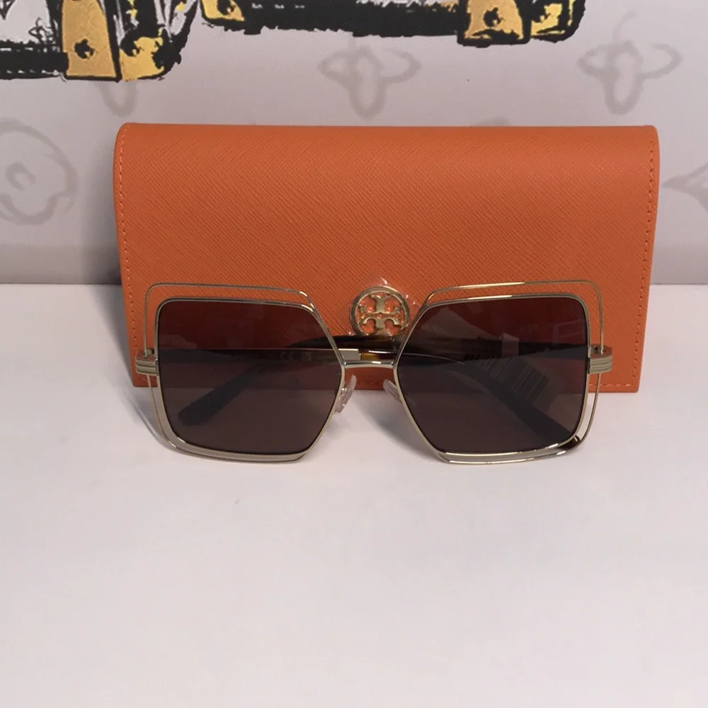 ✨ New Authentic Tory Burch TY6086 55-X Brown & Gold Sunglasses ✨